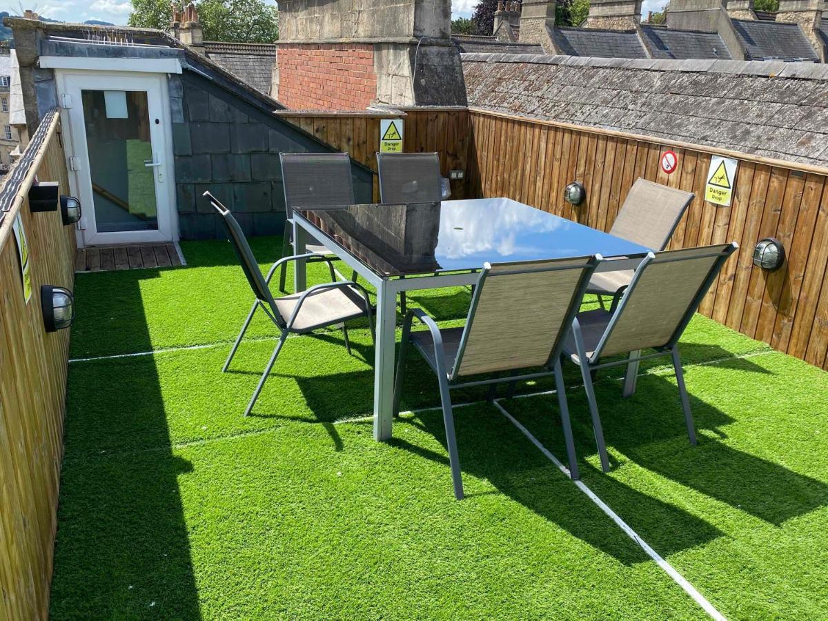 Bath Roof Terrace Apartment, City Centre, Sleeps Up To 8 Exterior foto