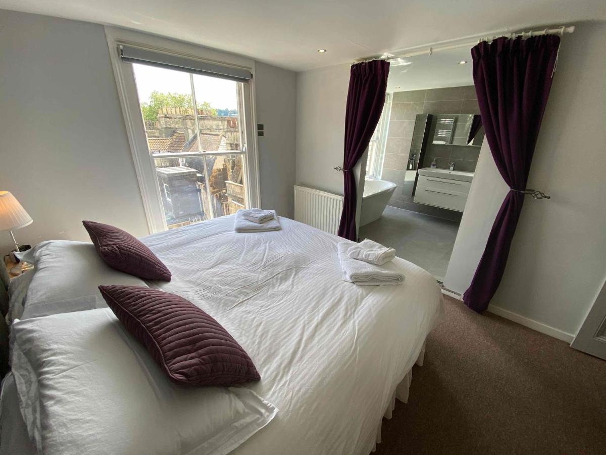Bath Roof Terrace Apartment, City Centre, Sleeps Up To 8 Exterior foto
